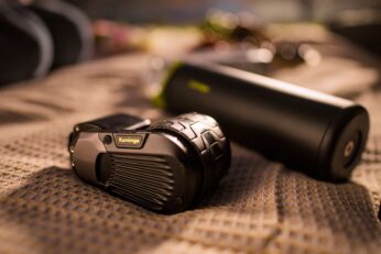 Lightweight Kamingo e-bike converter mounted on a commuter bicycle with bottle-style battery